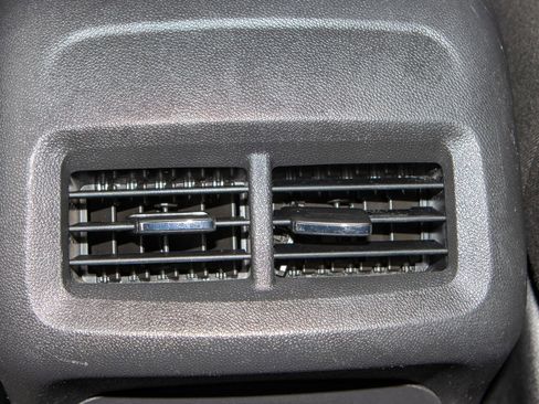 Used 2020 GMC Terrain SLE w/ Driver Convenience Package image 14