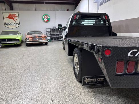 Used 2011 Ford F350 XL w/ XL Value Pkg image 9