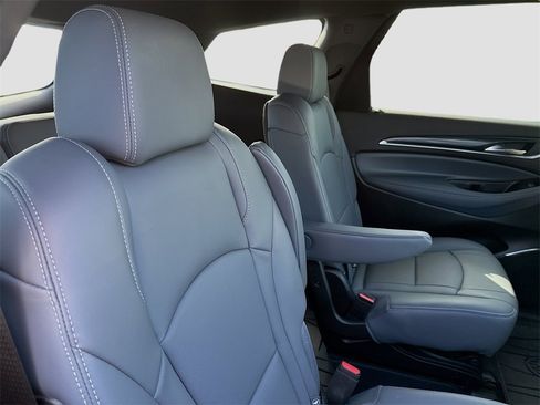 Used 2024 Buick Enclave Essence w/ Experience Buick Package image 28