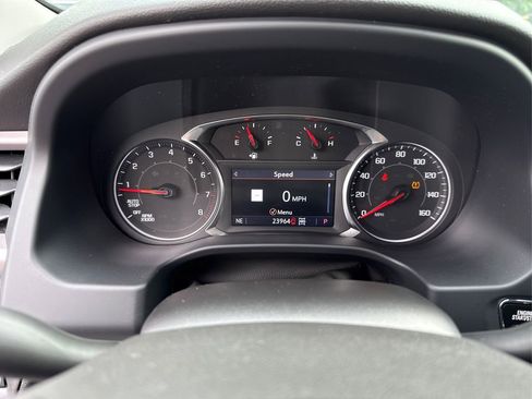 Used 2023 GMC Acadia AT4 image 23