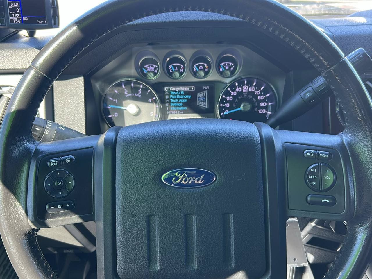 Used 2014 Ford F250 Lariat w/ Lariat Interior Package AWD/4WD image 12