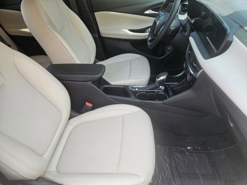 Used 2025 Buick Encore GX Sport Touring FWD image 6