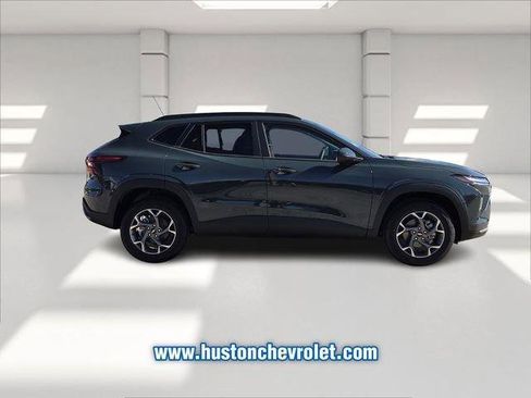 New 2026 Chevrolet Trax LT image 11