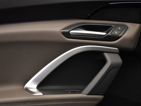 Certified 2025 Audi Q5 Premium w/ Convenience Package image 39