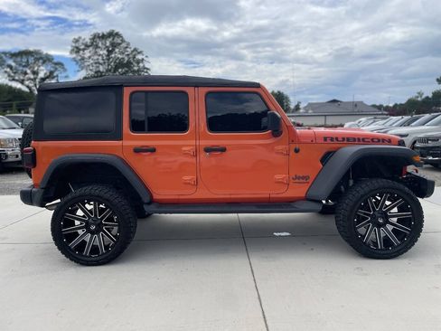 Used 2018 Jeep Wrangler Unlimited Rubicon AWD/4WD image 8
