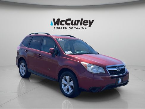 Used 2014 Subaru Forester 2.5i Premium w/ All-Weather Package AWD/4WD image 3