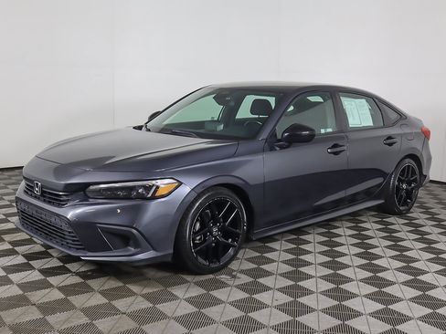 Used 2022 Honda Civic Sport image 5