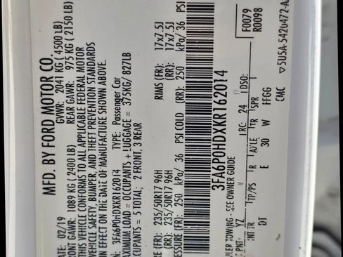 Used 2019 Ford Fusion SE image 25