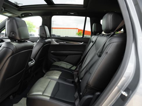 Used 2021 Cadillac XT6 Sport AWD/4WD image 24