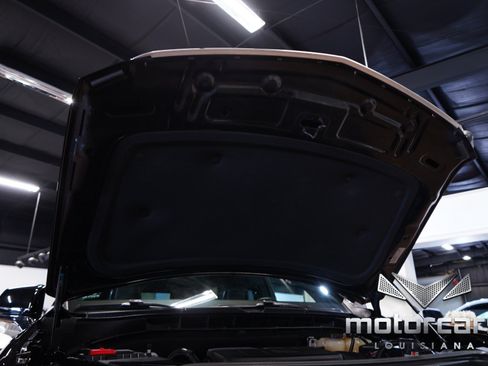 Used 2022 Cadillac Escalade Luxury RWD image 25