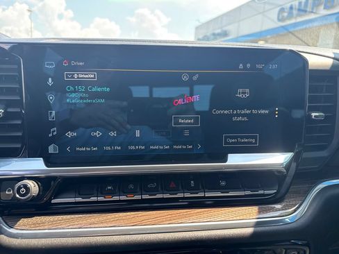 Used 2023 Chevrolet Silverado 1500 RST w/ Convenience Package II AWD/4WD image 24