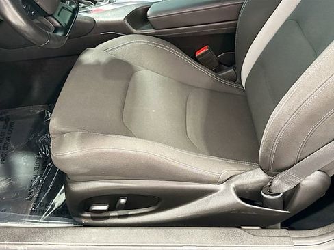 Used 2020 Chevrolet Camaro LT RWD image 18