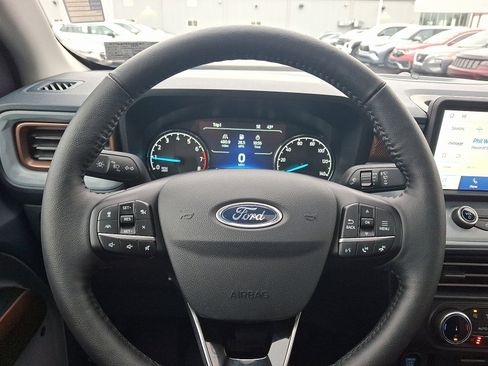 Used 2022 Ford Maverick Lariat w/ Lariat Luxury Package image 19