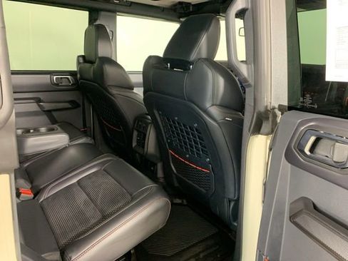 Used 2025 Ford Bronco Raptor w/ Interior Carbon Fiber Pack image 38