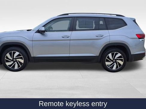 Used 2024 Volkswagen Atlas SE image 5