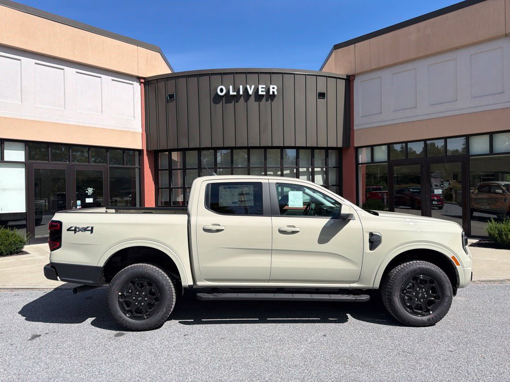 New 2026 Ford Ranger Lariat w/ Black Appearance Package AWD/4WD image 8