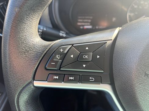 Used 2024 Nissan Kicks SV image 14