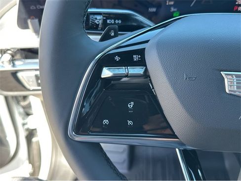 New 2025 Cadillac Lyriq Sport image 20