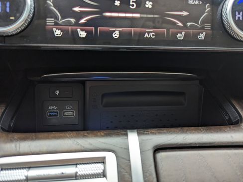 Used 2021 Genesis GV80 3.5T w/ Prestige Package 07 image 25