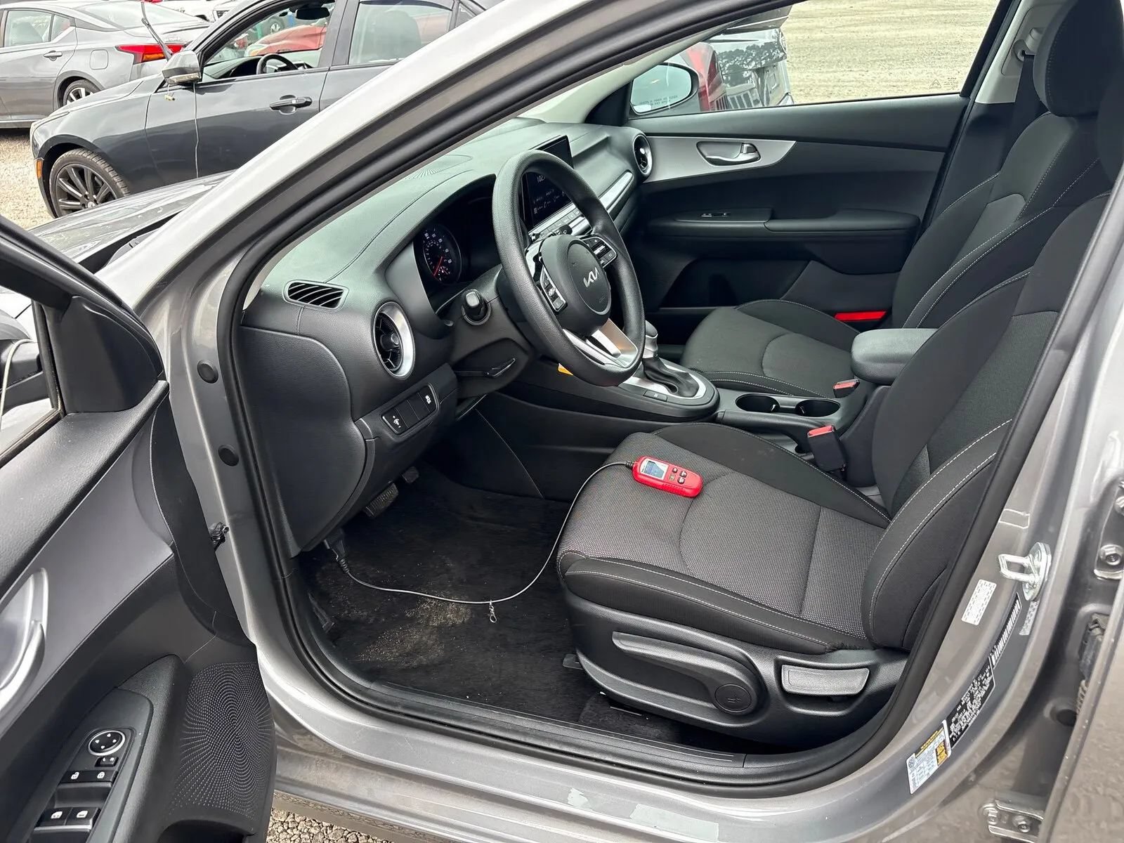 Used 2023 Kia Forte LXS FWD image 11