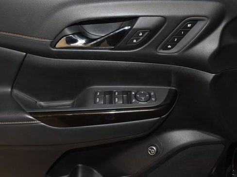 Used 2021 GMC Acadia AT4 w/ Preferred Package image 30