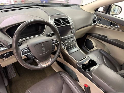 Used 2019 Lincoln Nautilus Reserve AWD/4WD image 26