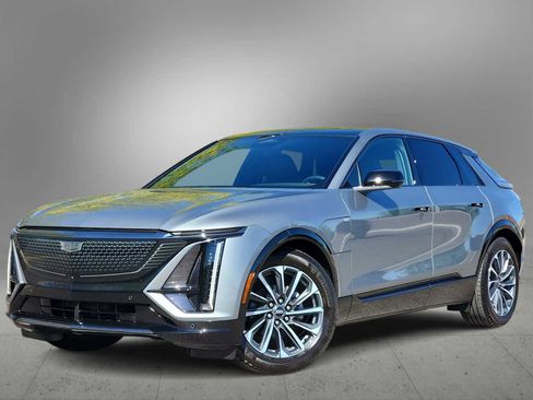Used 2024 Cadillac Lyriq Sport image 1