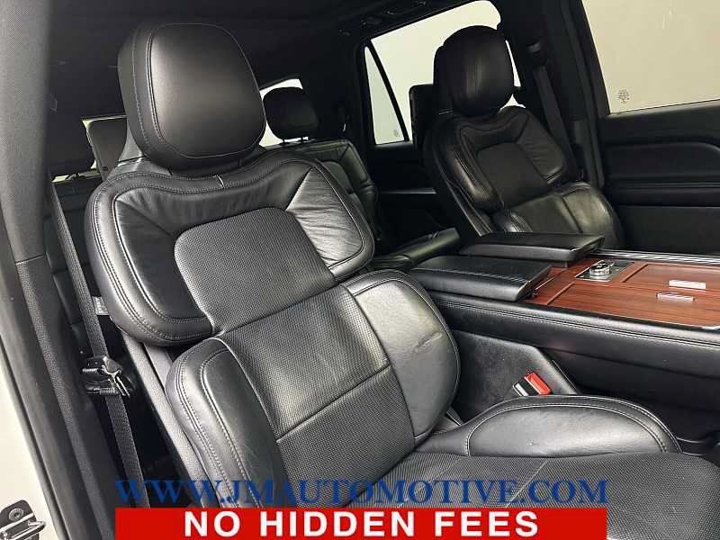 Used 2021 Lincoln Navigator Reserve AWD/4WD image 24