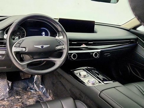 Used 2023 Genesis G80 2.5T image 11