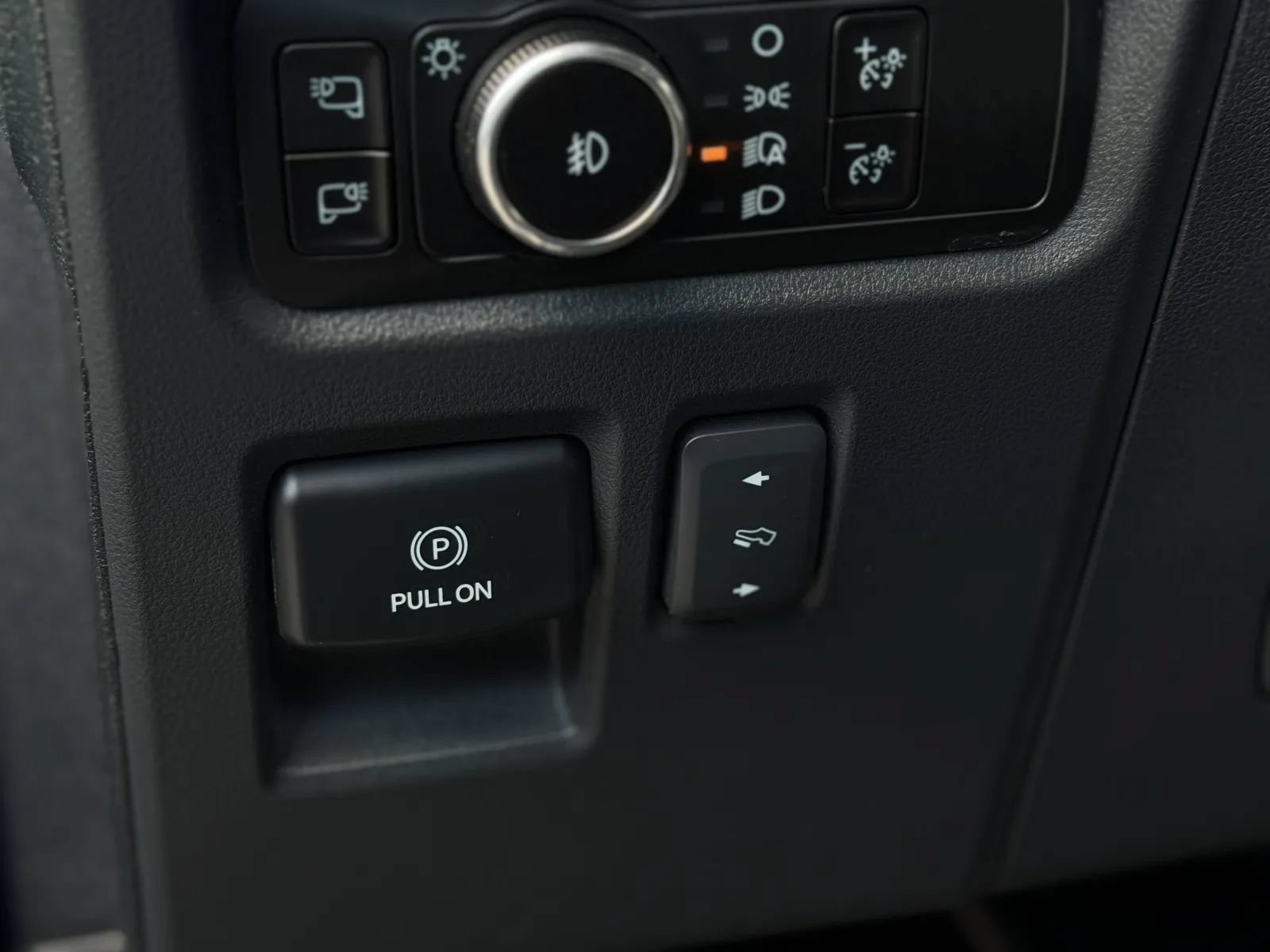Used 2023 Ford Expedition Max Platinum AWD/4WD image 30