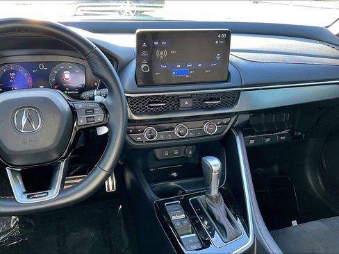 Used 2025 Acura ADX A-Spec image 9