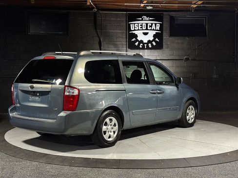 Used 2009 Kia Sedona LX image 5