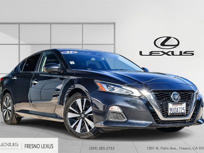 Used 2021 Nissan Altima 2.5 SV