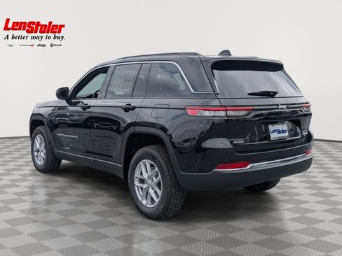 New 2025 Jeep Grand Cherokee Laredo X image 2