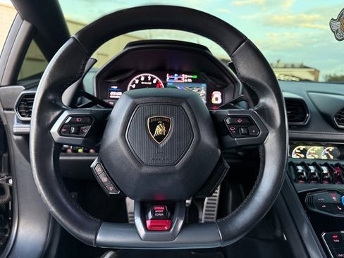 Used 2015 Lamborghini Huracan LP 610-4 image 13