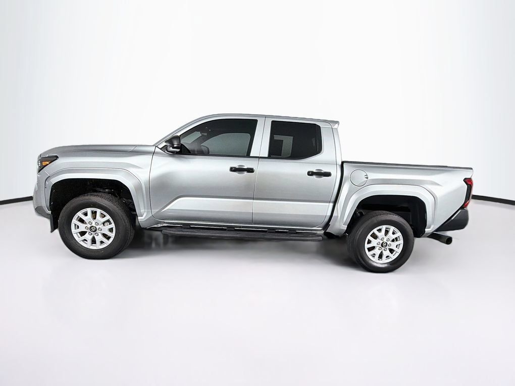 Used 2024 Toyota Tacoma SR AWD/4WD image 6