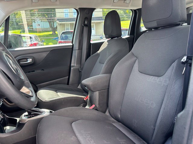 Used 2015 Jeep Renegade Sport w/ Power & Air Group FWD image 14