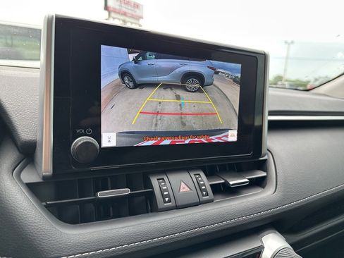 Used 2024 Toyota RAV4 XLE Premium image 11