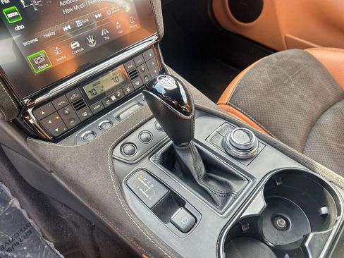 Used 2018 Maserati GranTurismo Sport image 23