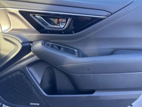 Certified 2025 Subaru Outback Limited image 17