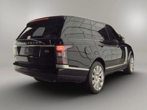 Used 2015 Land Rover Range Rover Supercharged image 5