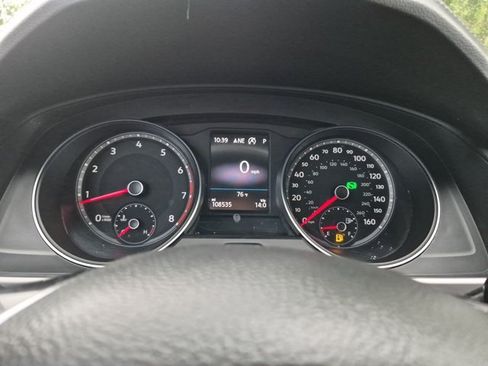 Used 2018 Volkswagen Atlas SE AWD/4WD image 16