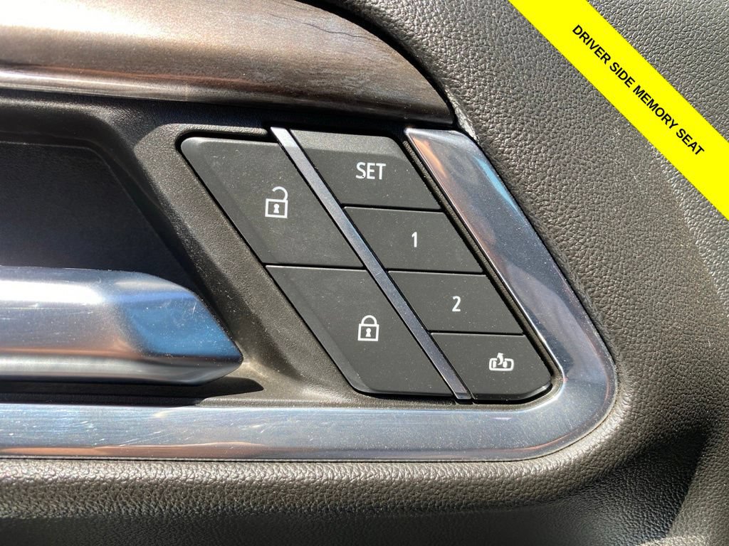 Used 2024 Chevrolet Silverado 2500 LTZ AWD/4WD image 17