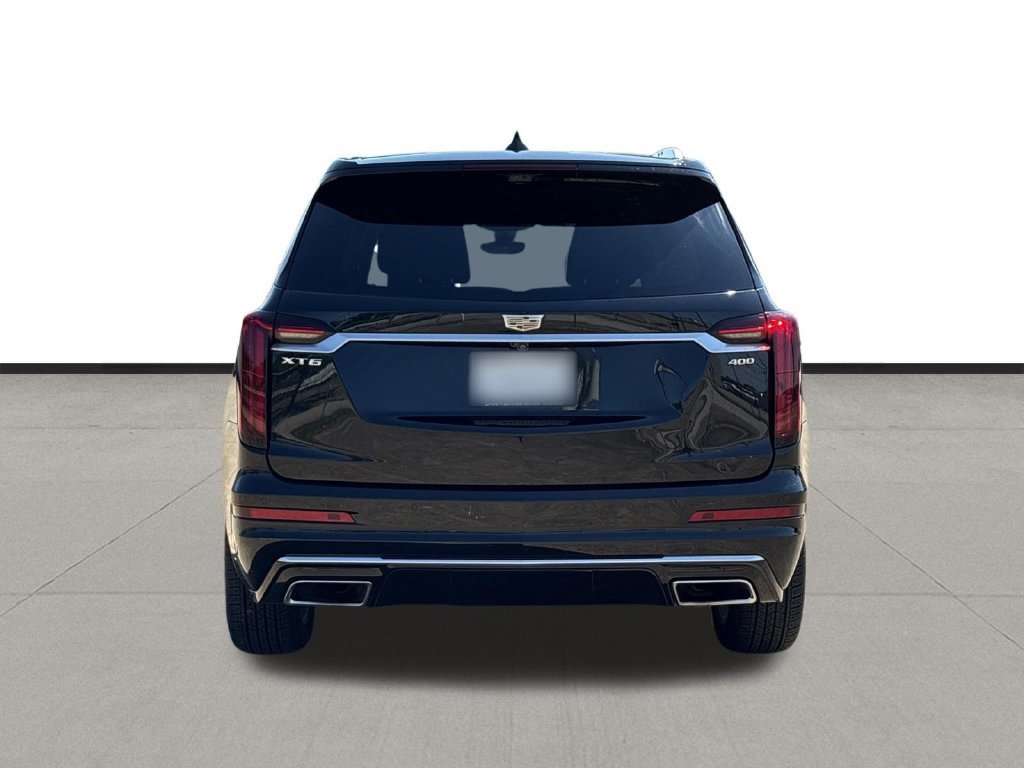 Used 2021 Cadillac XT6 Premium Luxury FWD image 4