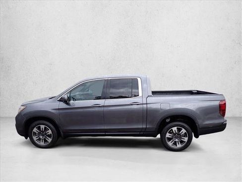Used 2017 Honda Ridgeline RTL image 2