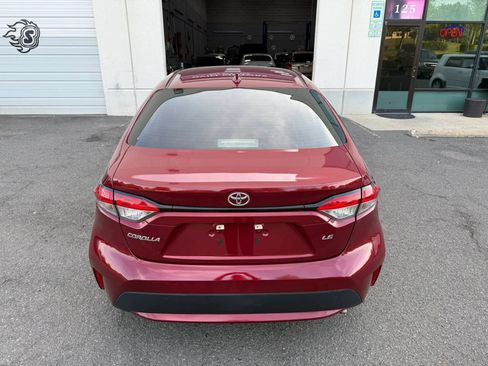 Used 2022 Toyota Corolla LE FWD image 14