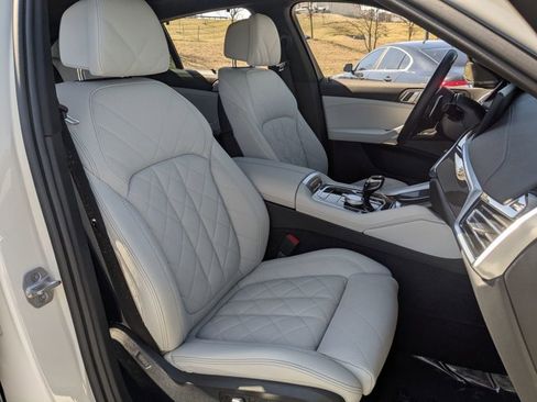 Used 2023 BMW X6 M50i w/ Executive Package image 23