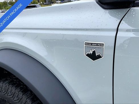 Used 2024 Ford Bronco Big Bend w/ Sasquatch Package AWD/4WD image 4