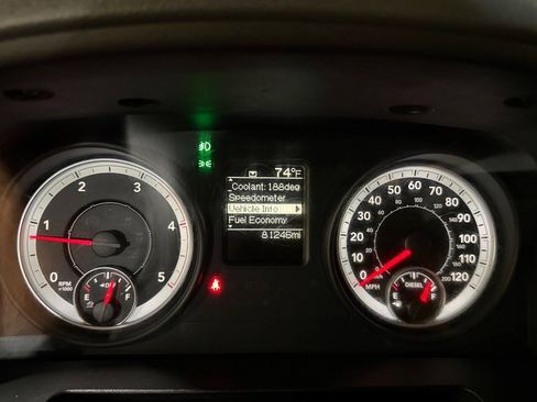 Used 2013 RAM 3500 Tradesman w/ Chrome Appearance Group image 42