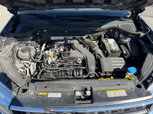 Used 2024 Volkswagen Taos S FWD image 25